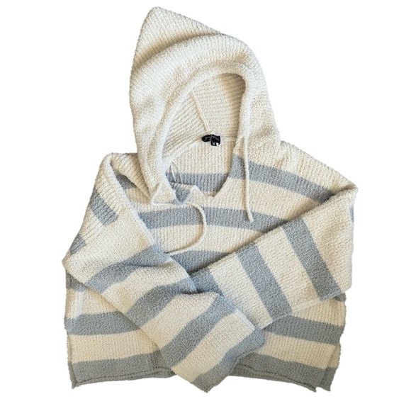jenni nichole Sweaters - Cozy Striped Sweater with hood - Cream and Gray/blue